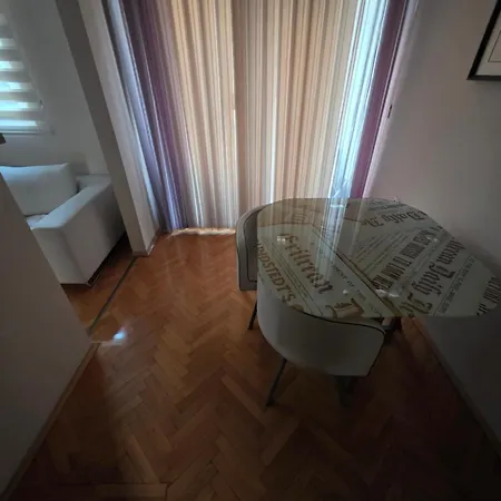 Appartement Stan Stari Aerodrom *